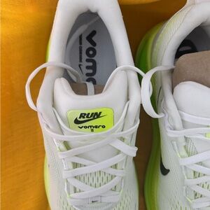 Nike Vomero 18 White and Lime Sneakers